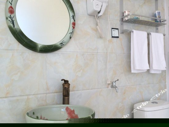 二楼榻榻米海景大床房