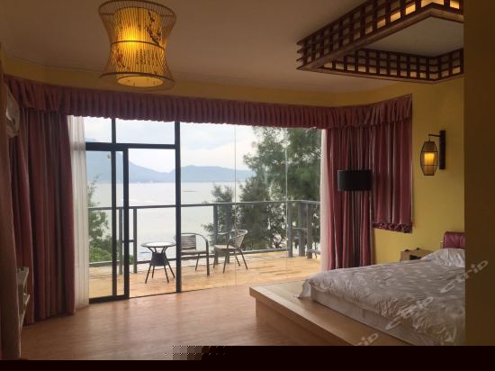 豪华海景大床房