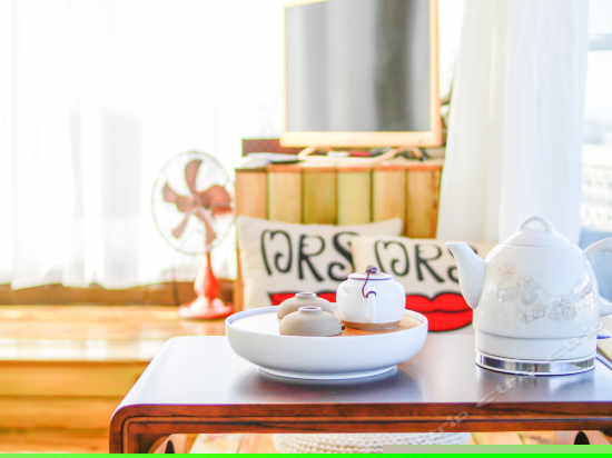 阳光榻榻米景观房