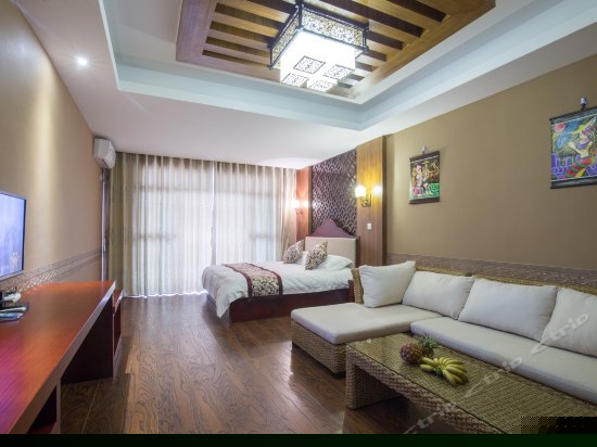 独立阳台江景大床房