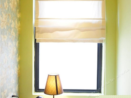 抱庭舒适大床房