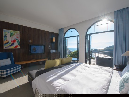 山居院露台海景房