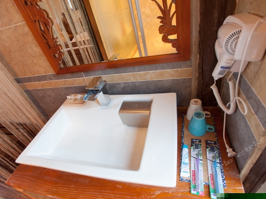 纳西观景双床房