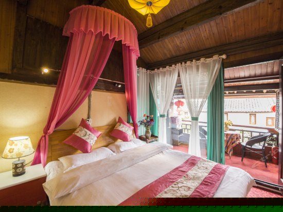 精致观景大床房201