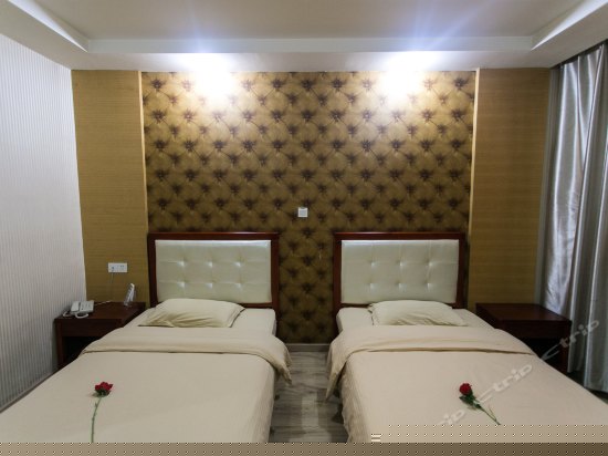 双床房