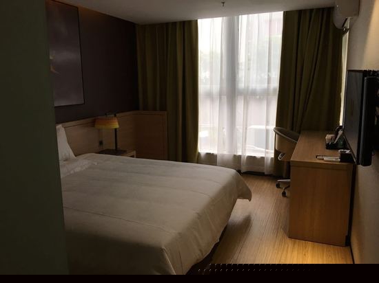 i Bigger（B格大床房）