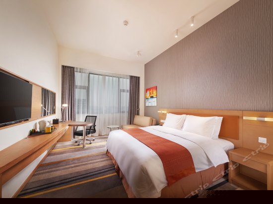 智选标准大床房