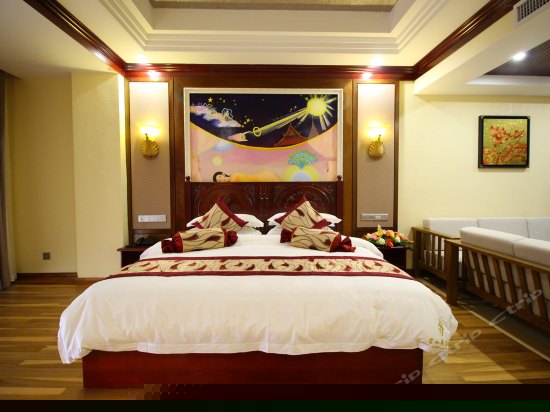 南亚风情奢华大床房