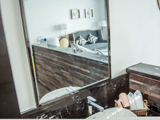 二楼海景阳光露台房（二号院）