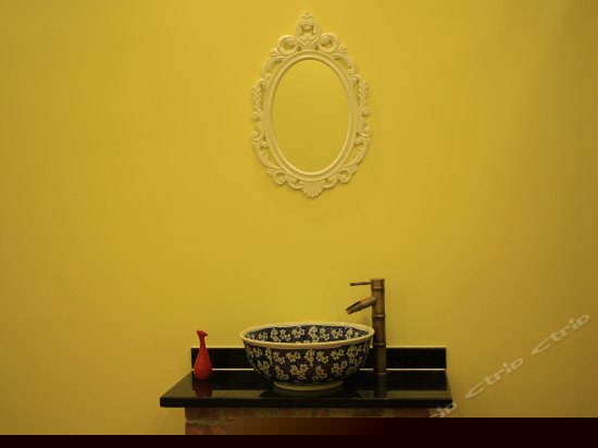 特价大床房（无窗）