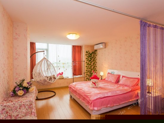 豪华观景大床房