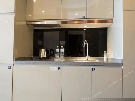 高层海景大床房