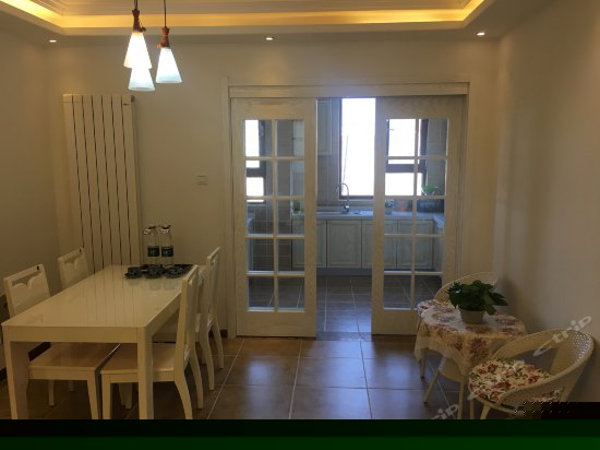 豪华套房三居室