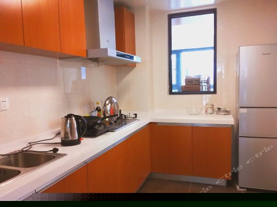 普罗旺斯薰衣草主题180度海景三居室套房