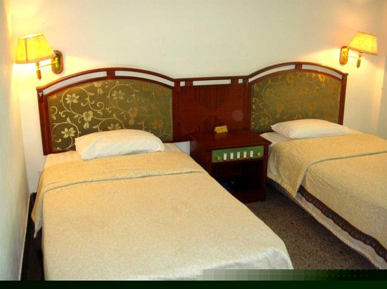 海威楼豪华山景房