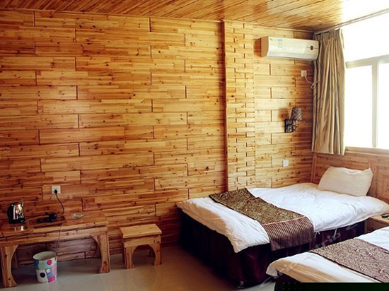 特色全杉木标准间