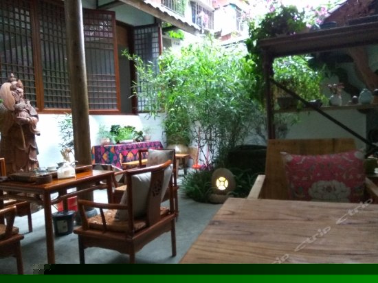 圆满三卧室二厅双卫豪华套房