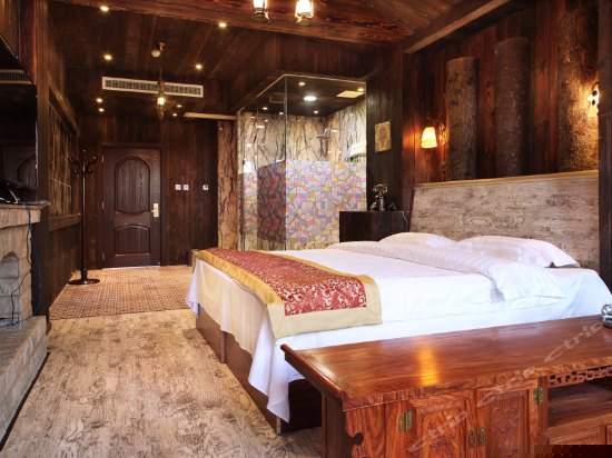 VIP主题室内温泉客房