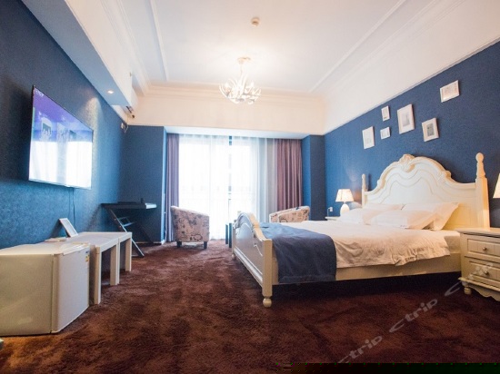 悟空哥特大床房