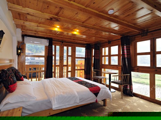 全景阳台大床房