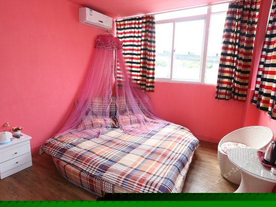 英伦大圆床主题房