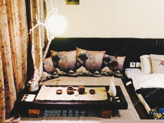 逸雅和风主题大床房