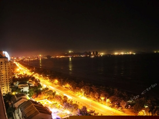 精选海景两房两厅