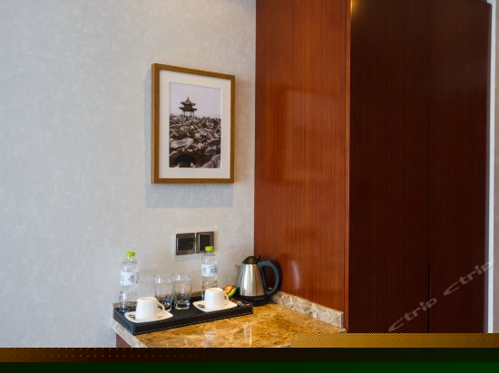 和颐高级大床房