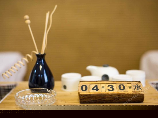 汉拿山榻榻米双床房