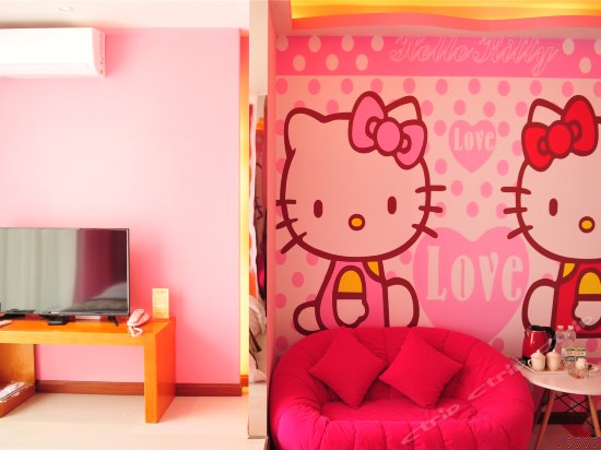 HELLOKITTY海景大床房