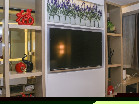 高级大床房（无窗）