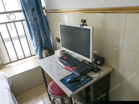 标准电脑单间