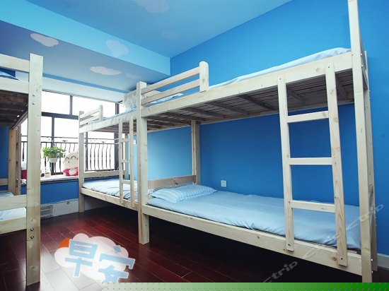 观景女生八人房(江景,床位)