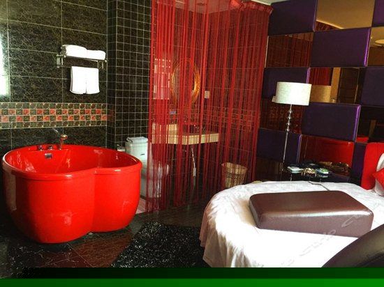 梧桐蜜语豪华房