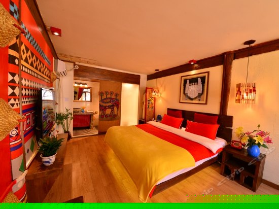 纳西明清大床房