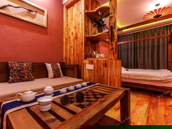 云心河景豪华大床房