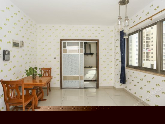 海景五居一厅一厨套房