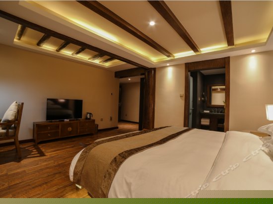 藏式风情豪华大床房