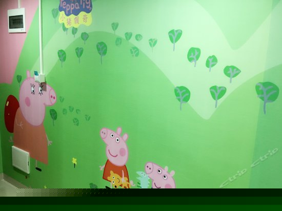 小猪佩奇主题二卧室一厅