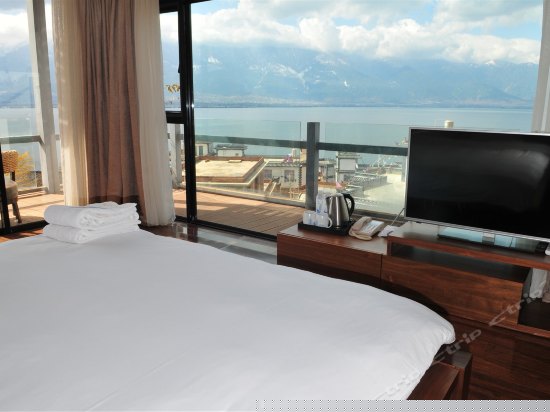 逸海-海景大床房