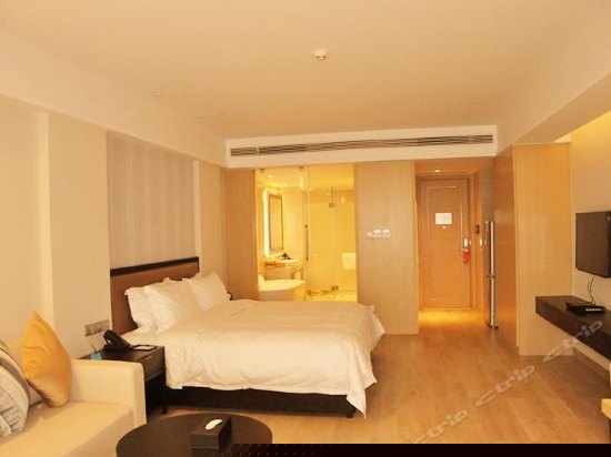 高级园景双床房