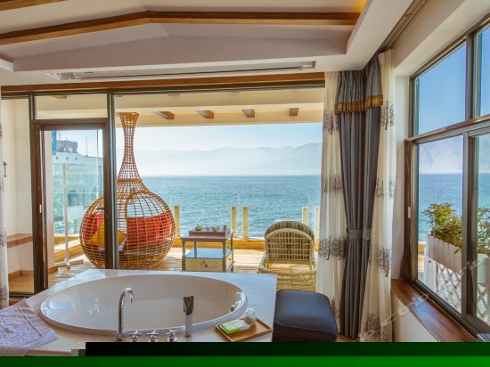 泰式270°海景大床房