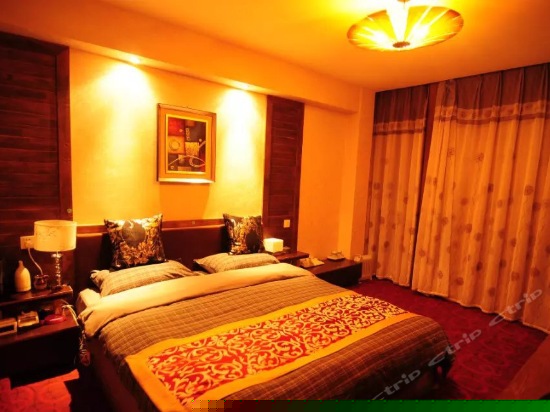 园林景观大床房