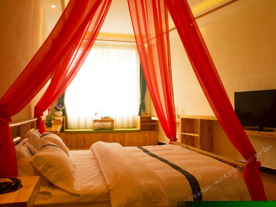 阳光舒适大床房