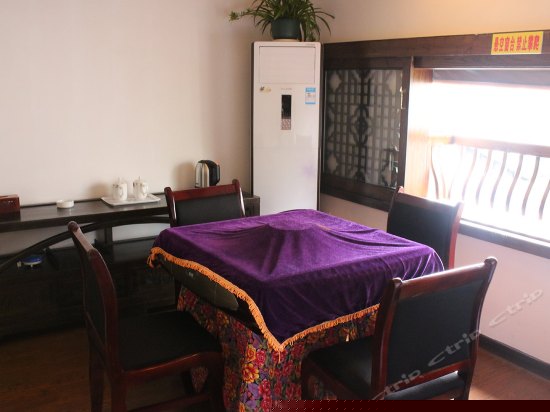 柏龙水榭商务套房