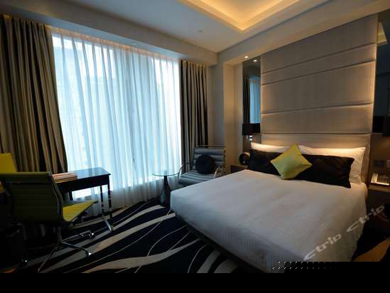 格兰豪华大床客房