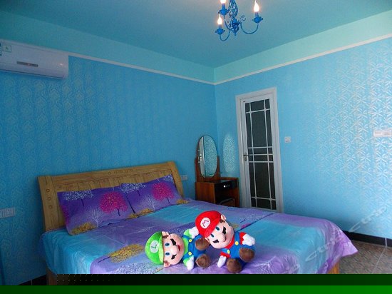 一米海景阳台独卫大床房