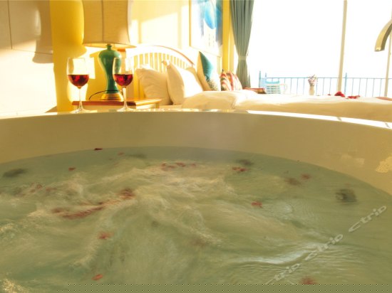 独立露台海景大床房