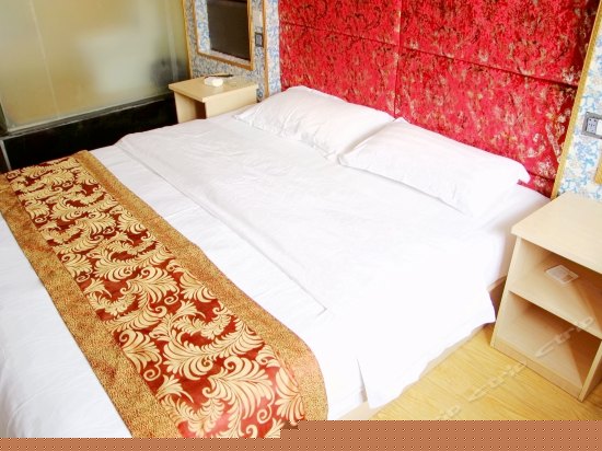 简约主题大床房