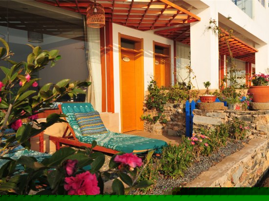 独立花园海景大床房